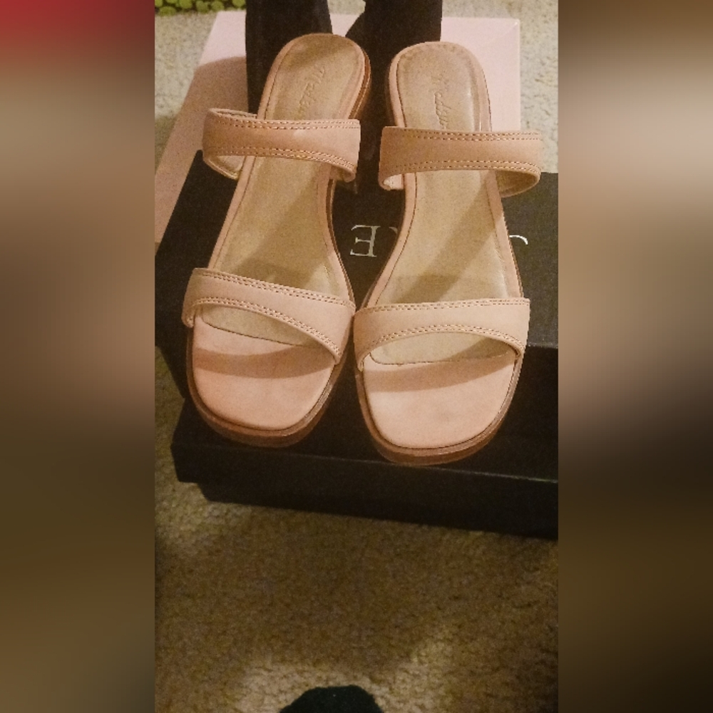 Ladies heels
